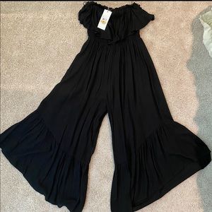 Black ruffle romper